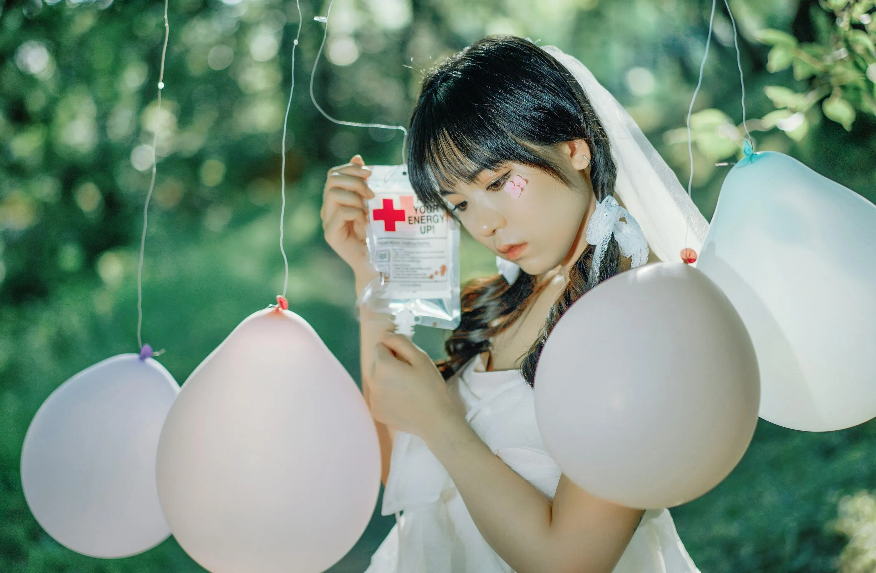 [艺图语] 2022.06.19 想你的液 依依 [25P]插图9